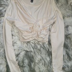 🔴SOLD🔴Natural bone long sleeve crop top
